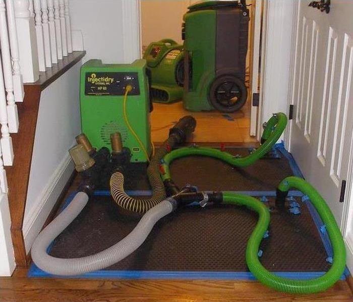Equipment for drying flooring